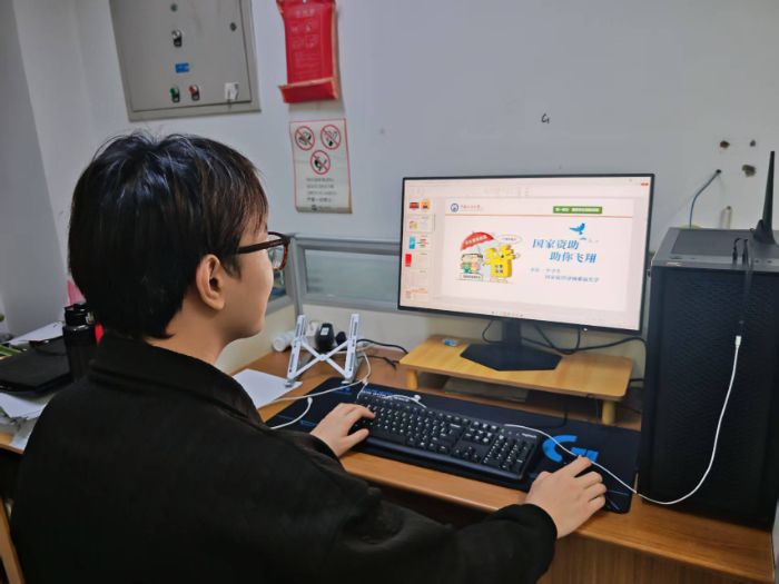 ���W(xu��)�A������飬�ഺ��(d��n)��(d��ng)�`����