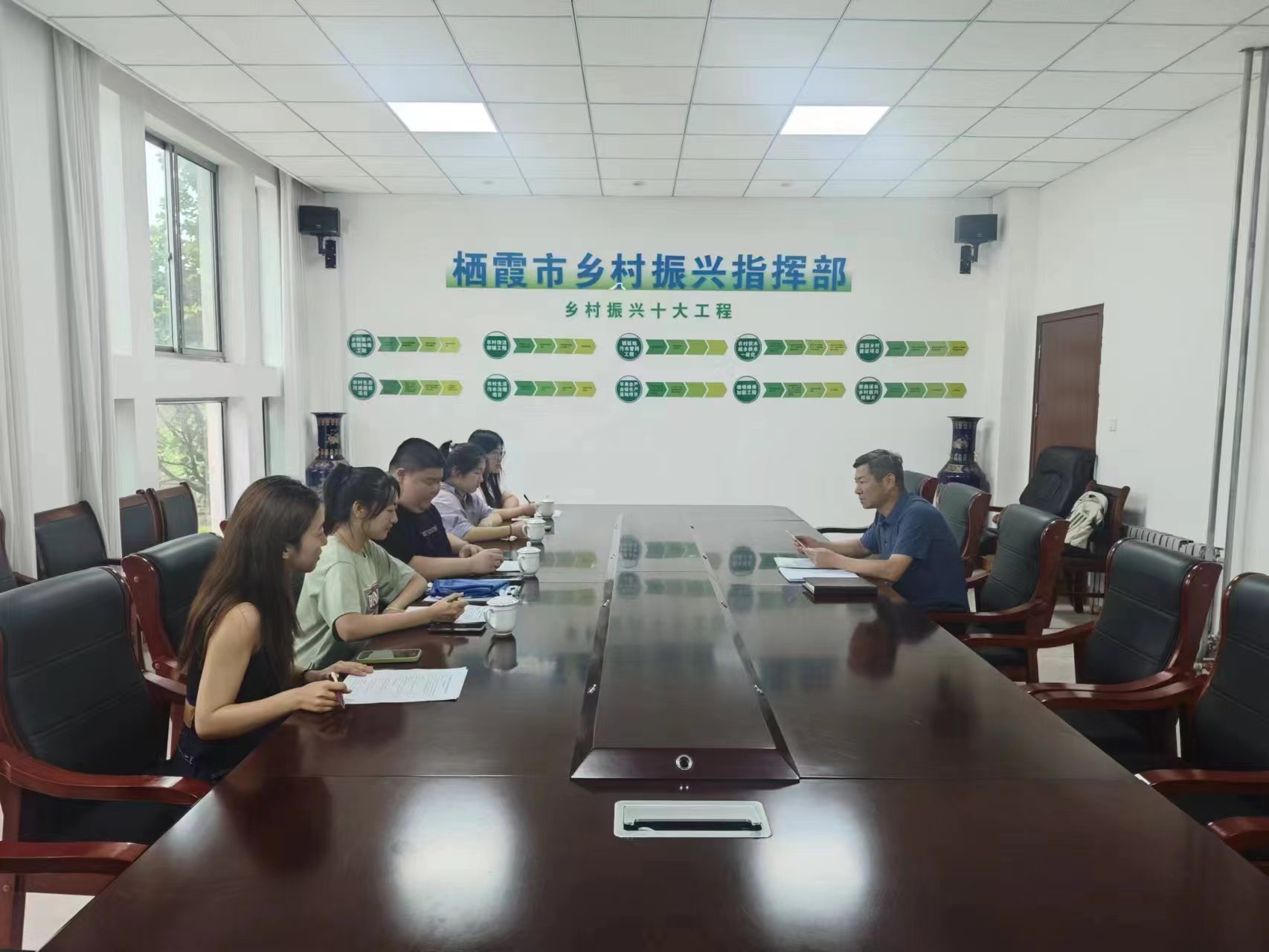 ɽ�|ؔ(c��i)��W(xu��)�������{(di��o)�У������l(xi��ng)�壬̽����(sh��)�ǻ��l(xi��ng)�����d·