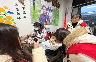 ��W��־Ը�����������L�옷�n�������L����ӣ���ů���ՌW���r��